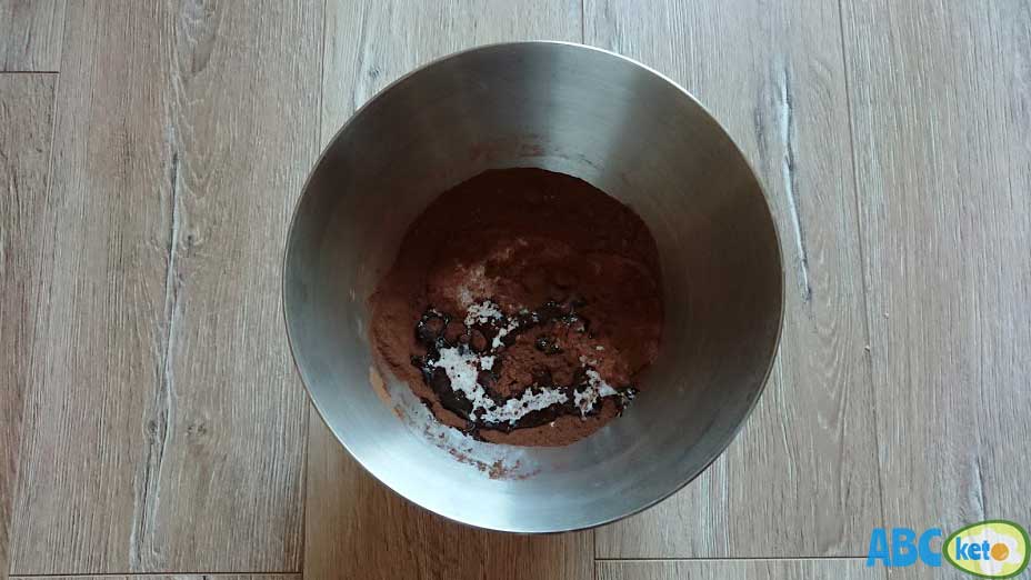 Keto peanut butter cheesecake chocolate crust ingredients