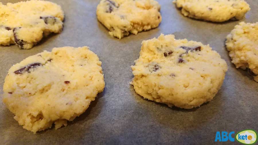 Keto peanut butter cookies on baking paper