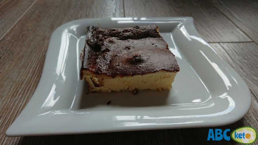 Simple keto cheesecake on a plate
