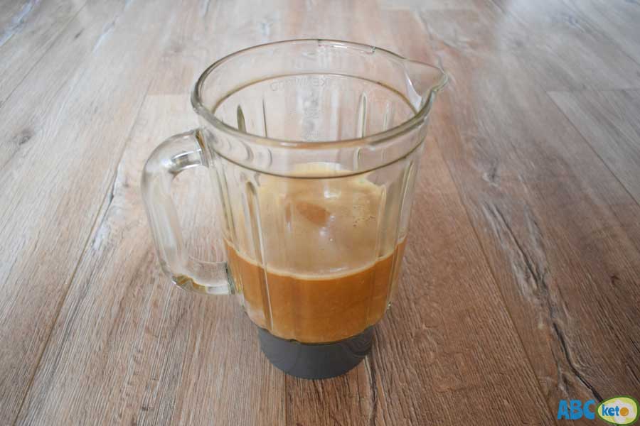 Keto iced coffee ingredients, coconut milk
