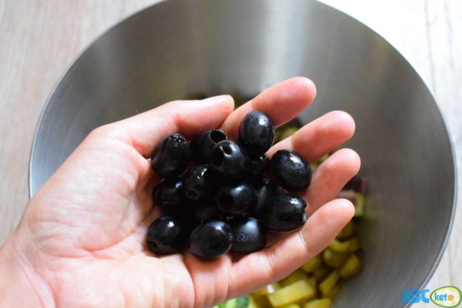 Keto cucumber salad ingredients, olives