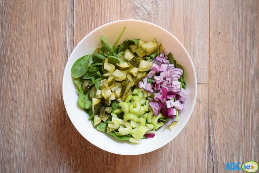 Keto spinach salad ingredients