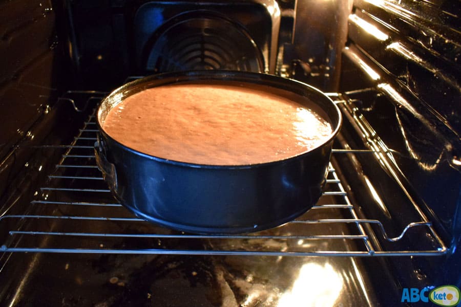 Baking high protein chocolate cheesecake